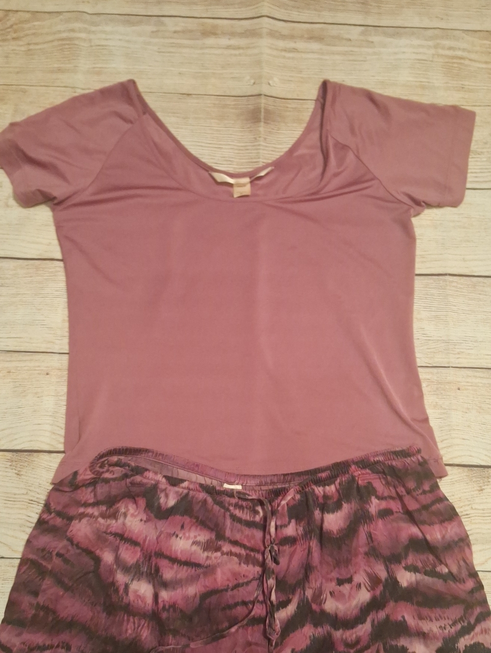 Victoria's Secret Short Pajama Set Mauve And Black Size Medium - Picture 3 of 8